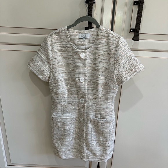 L'ACADEMIE The Lola Mini Dress in White Multi ( D10) - Picture 2 of 5